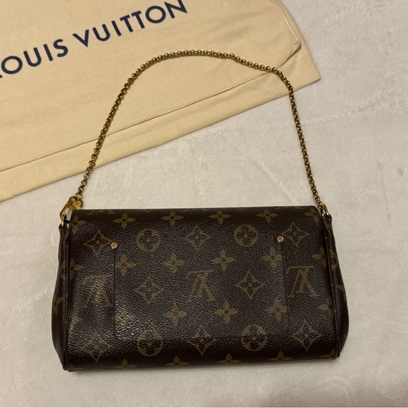 Louis Vuitton Favorite PM Monogram Purse - Picture 5 of 14